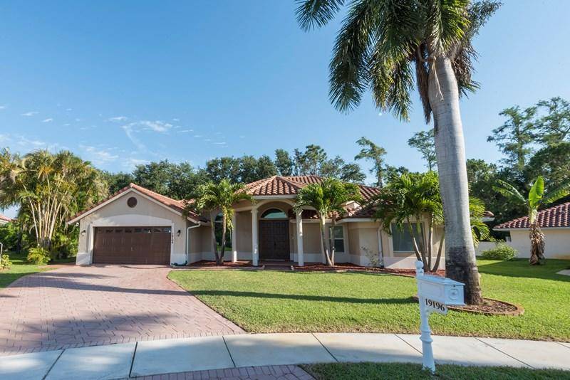 Boca Isles North Amazing Single Family Home !