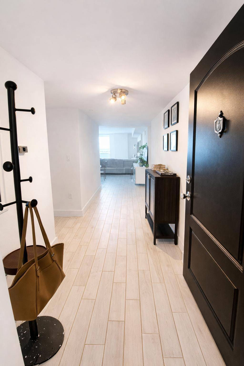 Experience elevated waterfront living in this exceptional furnished corner 2 bedroom, 2 bath residence offering panoramic, unobstructed bayfront views.