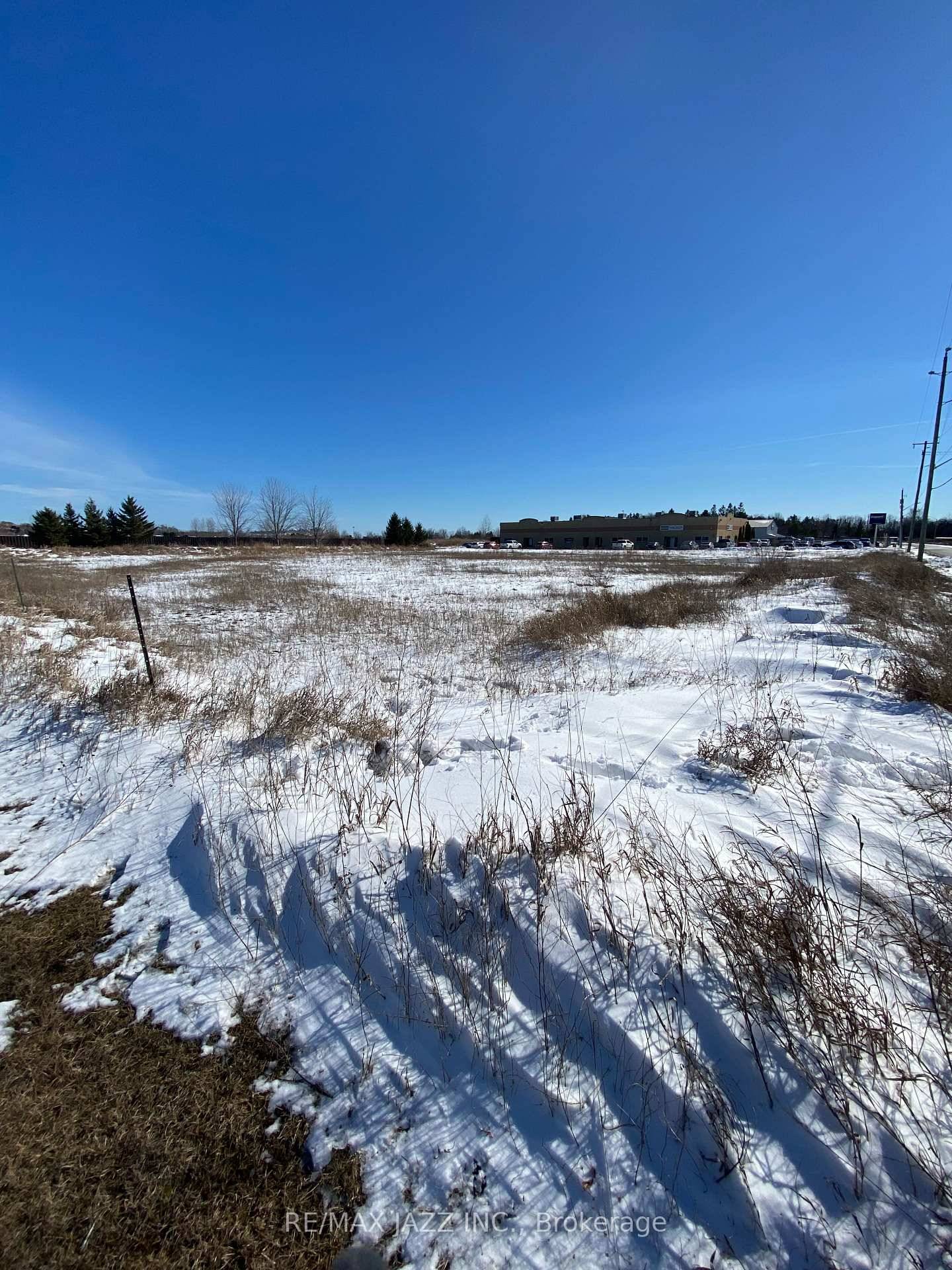 Welcome to 71 Osborne Road in Clarington.