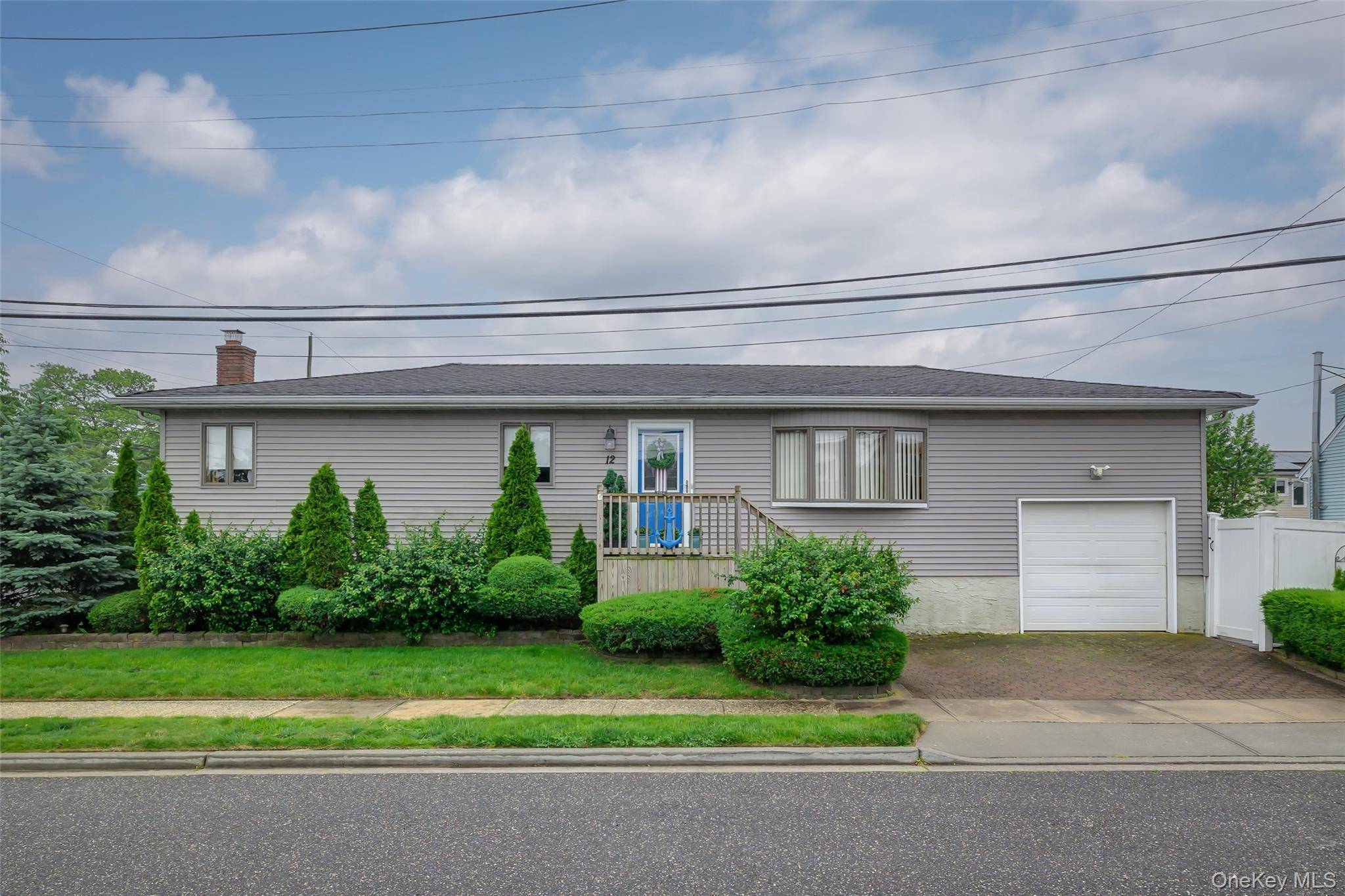 Beautiful Ranch features 3 Bedrooms, 2 Bathrooms, Large Living Room, Formal Dining Room, Updated Eat in Kitchen with Skylight, Granite Counters amp ; Under Cabinet Lighting, Full Finished Basement with ...