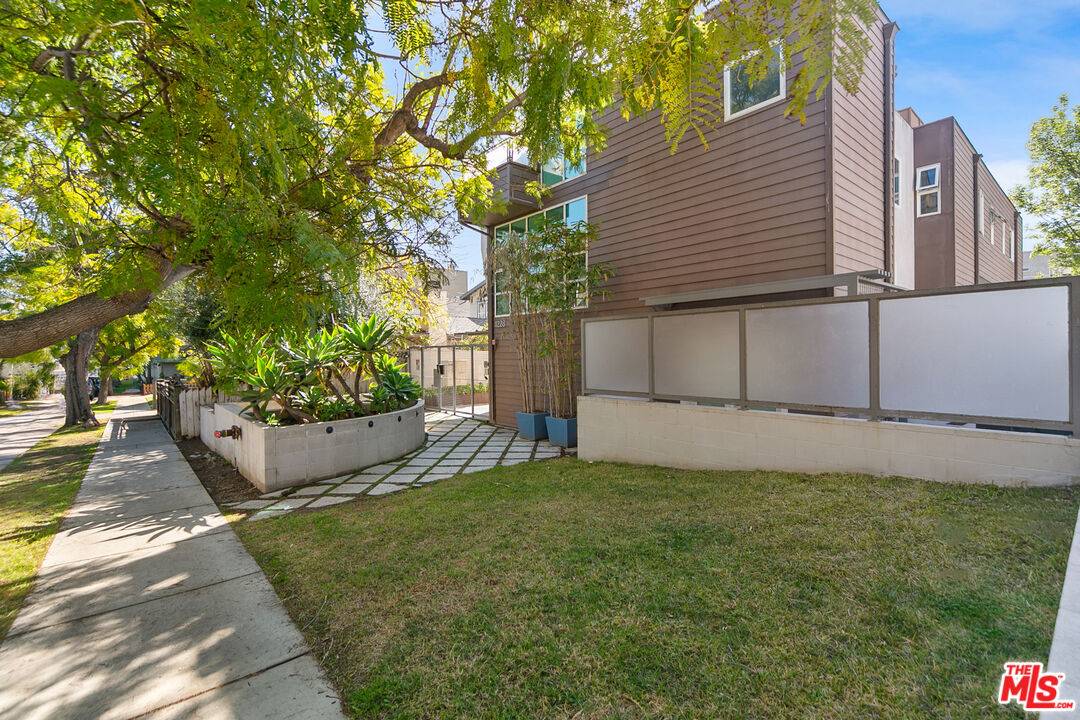 1228   21st St 2BR Santa Monica La