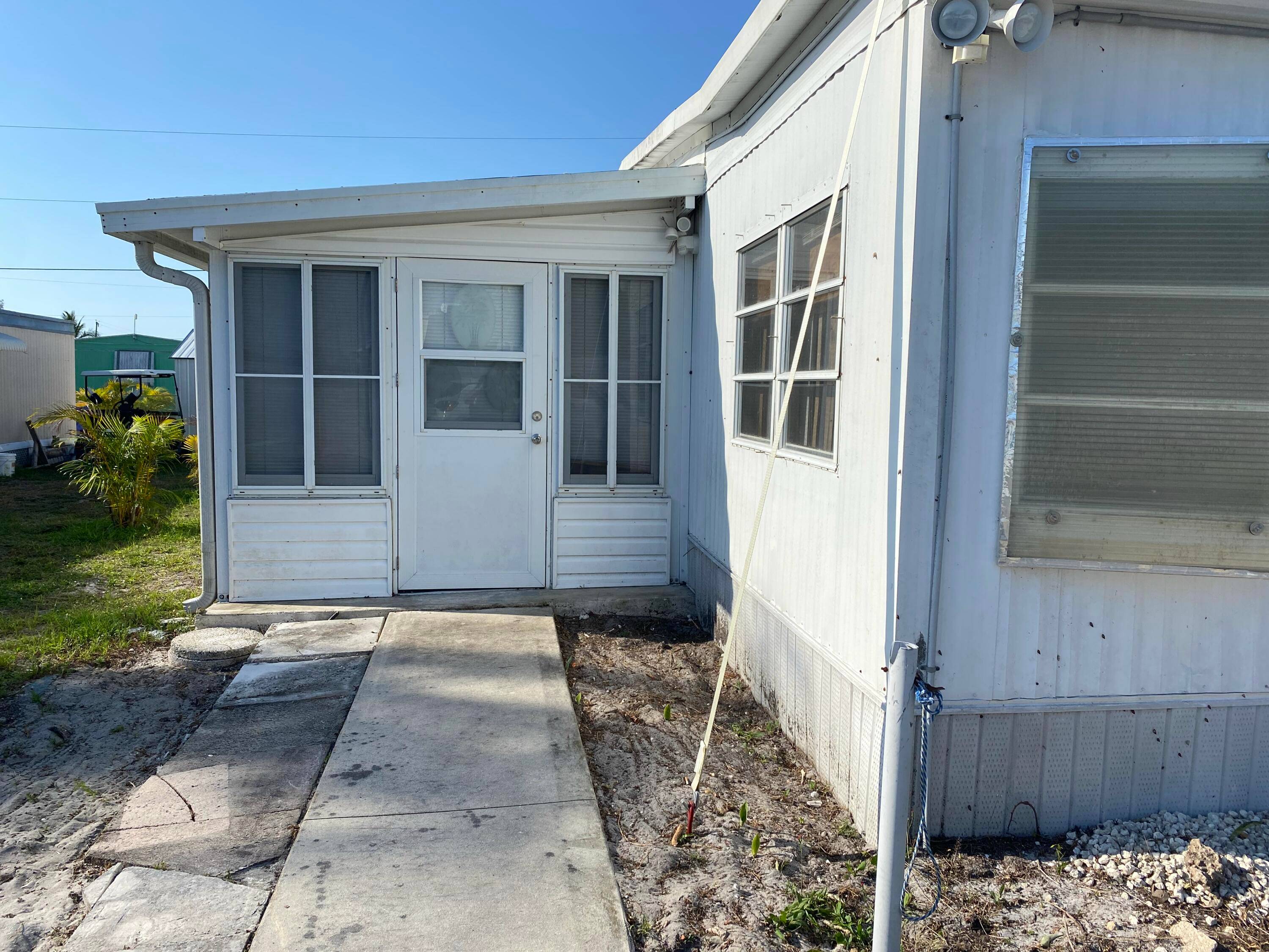 Affordable Fixer Upper in 55 Community Bring Your Vision !