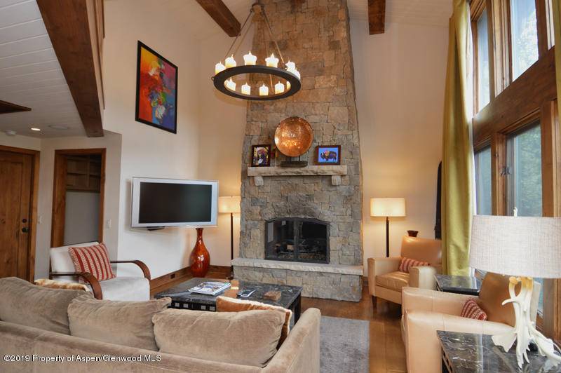 Three level 4 bedroom, 4.