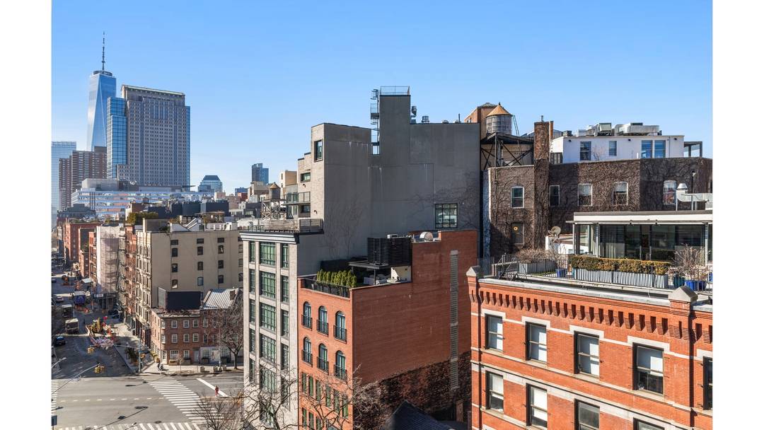WEST SOHO TRIBECA LUXURY Downtown living in one of the most premiere neighborhoods NYC has to offer !