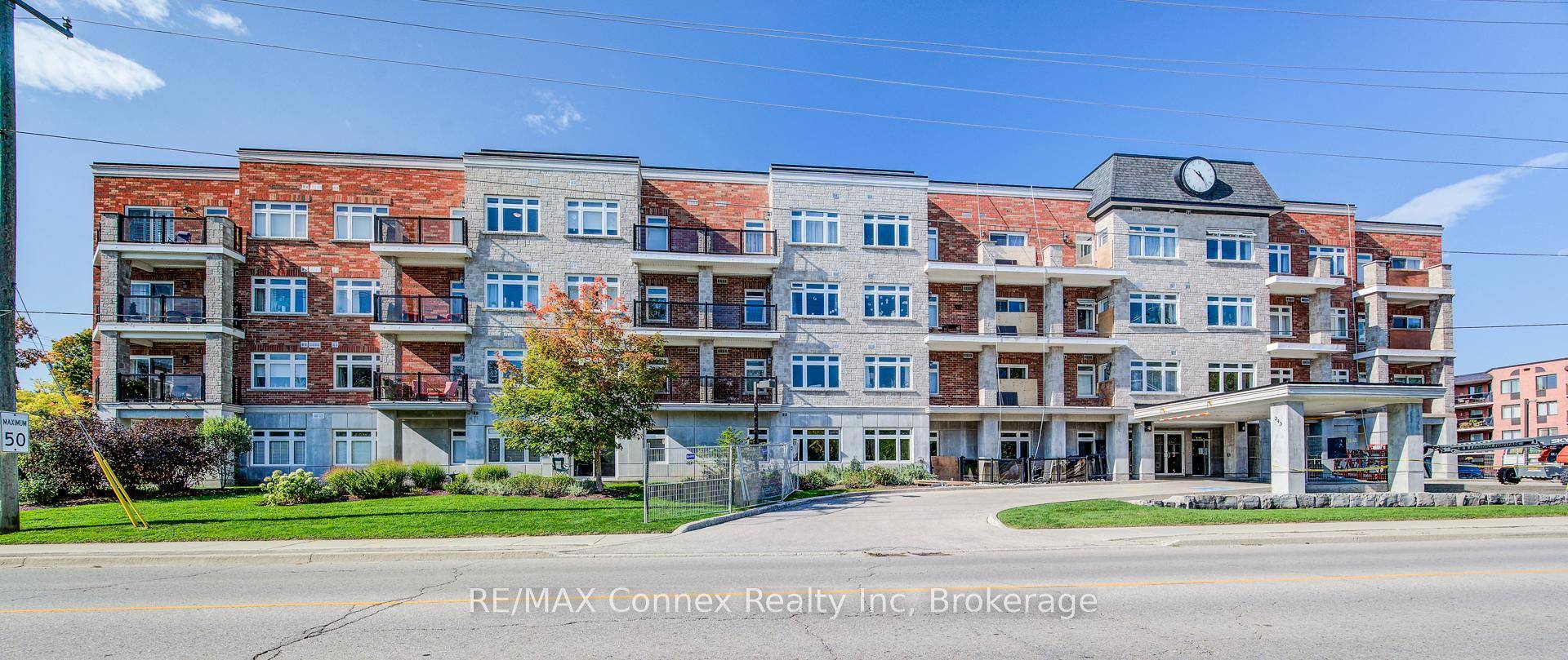 This condo unit is chic, welcoming, functional and well maintained.