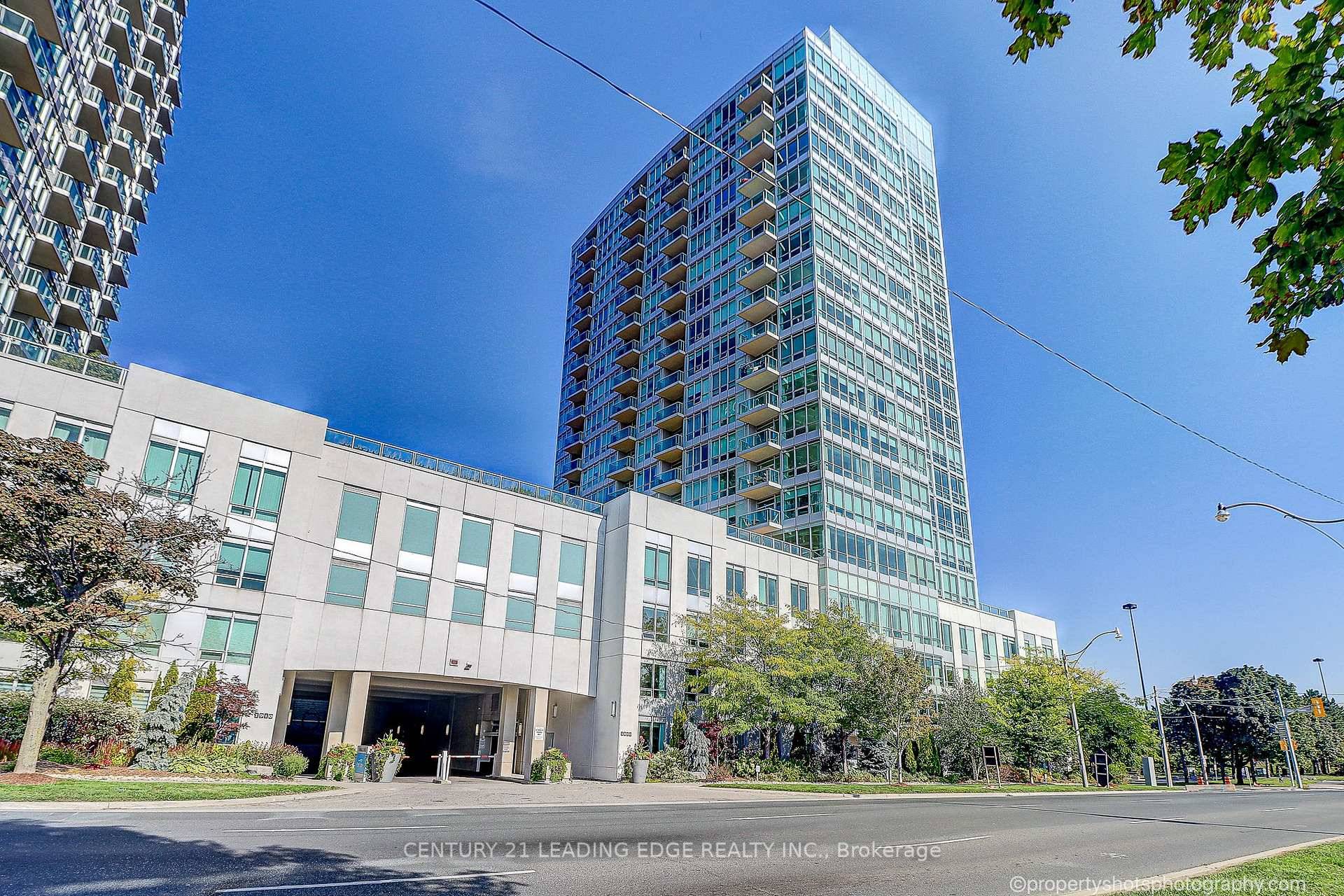 Waterfront Living at Park Lake Residences !