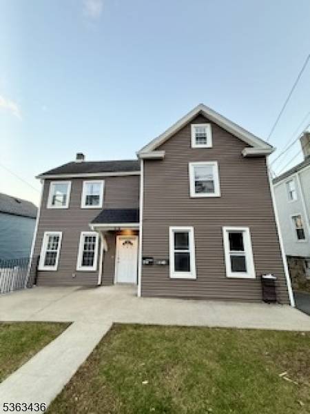 PRIME FOUR UNIT INVESTMENT OPPORTUNITY IN THE HEART OF DOVER !