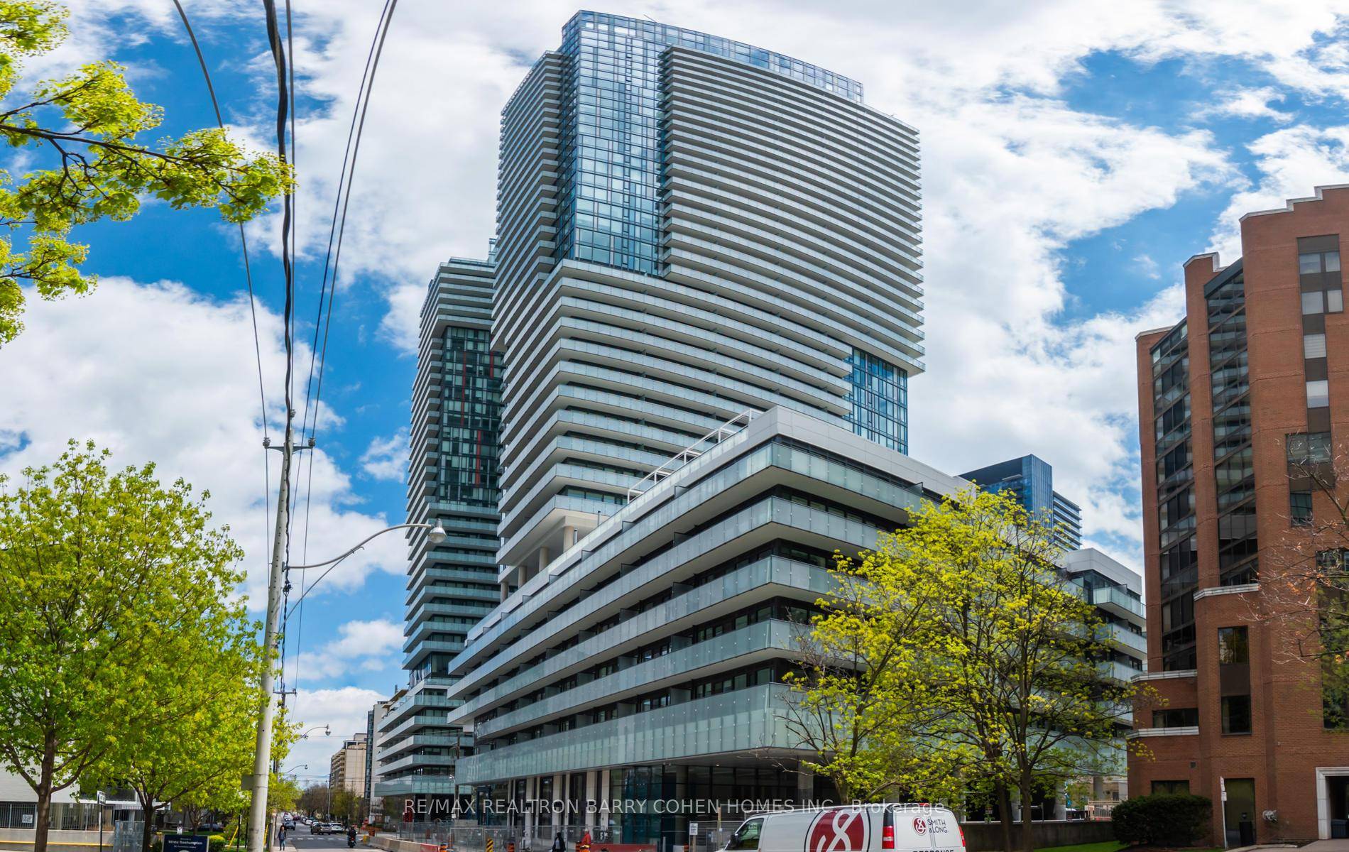Luxury 2 Bedroom 2 Bathroom Suite At 150 Redpath !