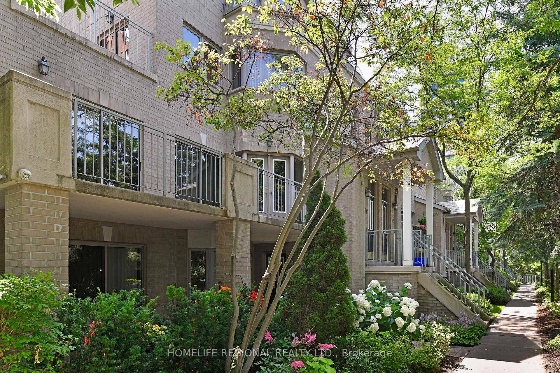 This wonderful 4 bedroom casita townhome can truly be a place you call home !