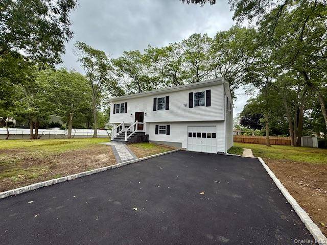 Beautifully renovated Hi Ranch, completely move in ready !