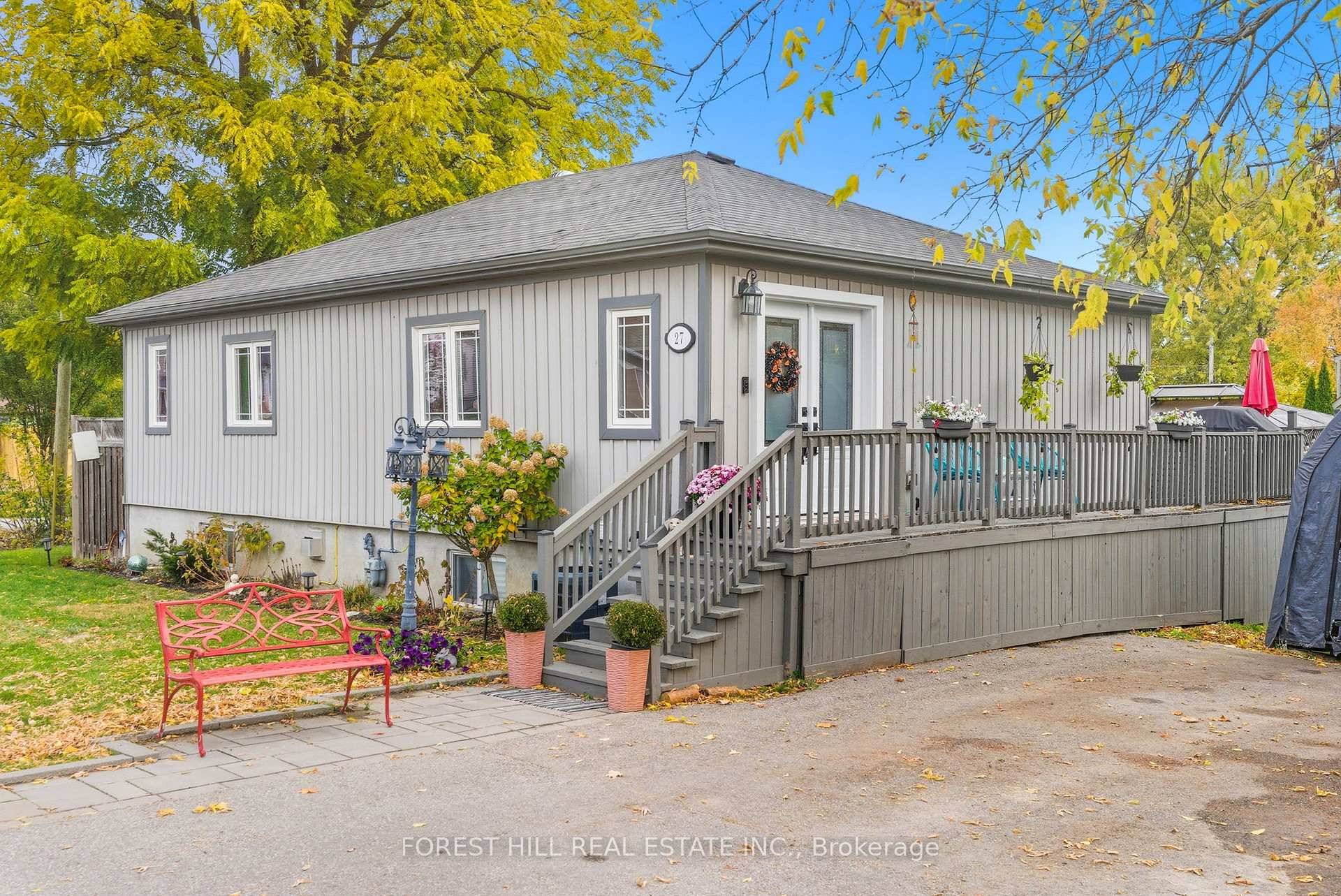 Welcome to 27 Marina Drive a beautifully updated bungalow nestled in the sought after lakeside community of Caesarea and just steps from Lake Scugog, known for it's sandy bottom beaches.