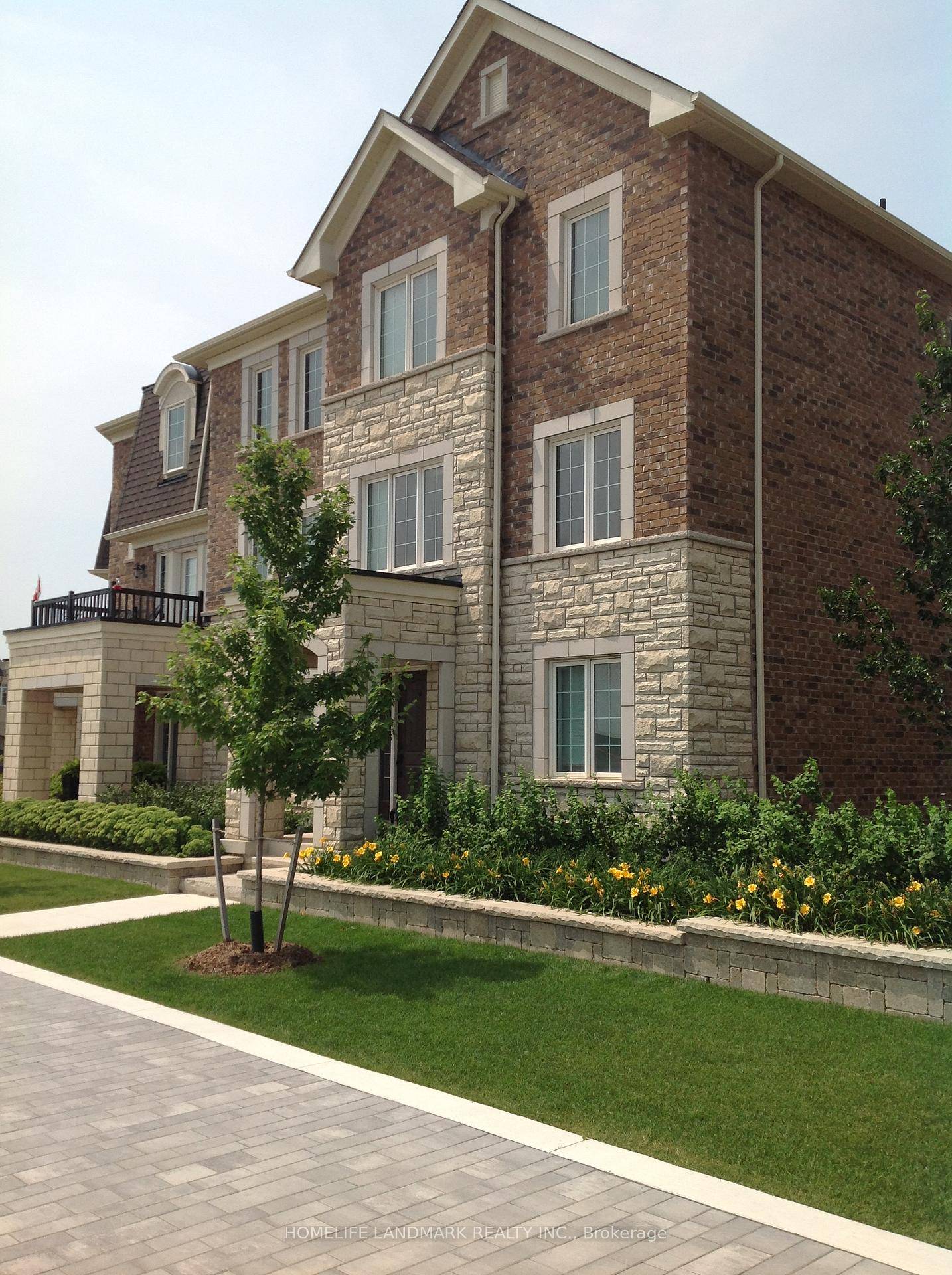 Fantastic Townhouse With Double Garage In Sought After Preserve Communities Spacious End Unit Boasting 1952 Sf Of Practical Living Space See Attached Builder Plan Quality Built By Mattamy Lots of ...