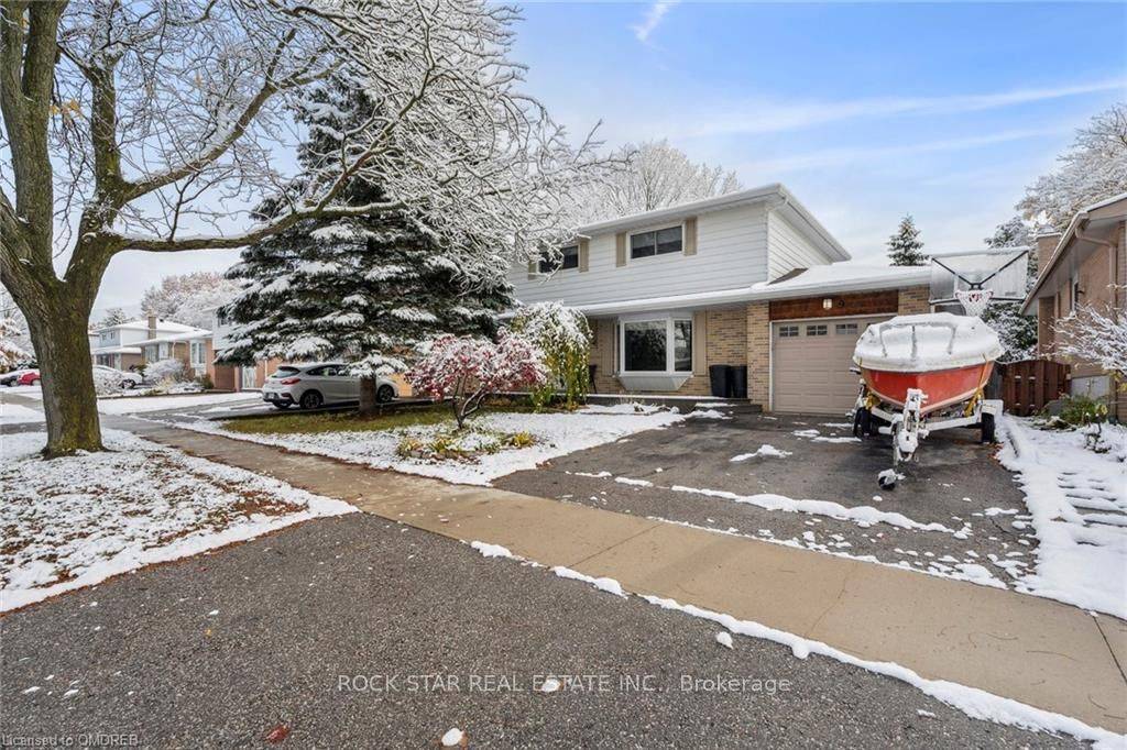 Beautiful 4. 1 Bedroom, 2 Bath Haven Nestled On A Tranquil Street In Coveted East End Barrie.
