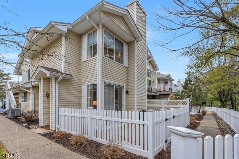 Immaculate and updated 2 bedroom, 2.