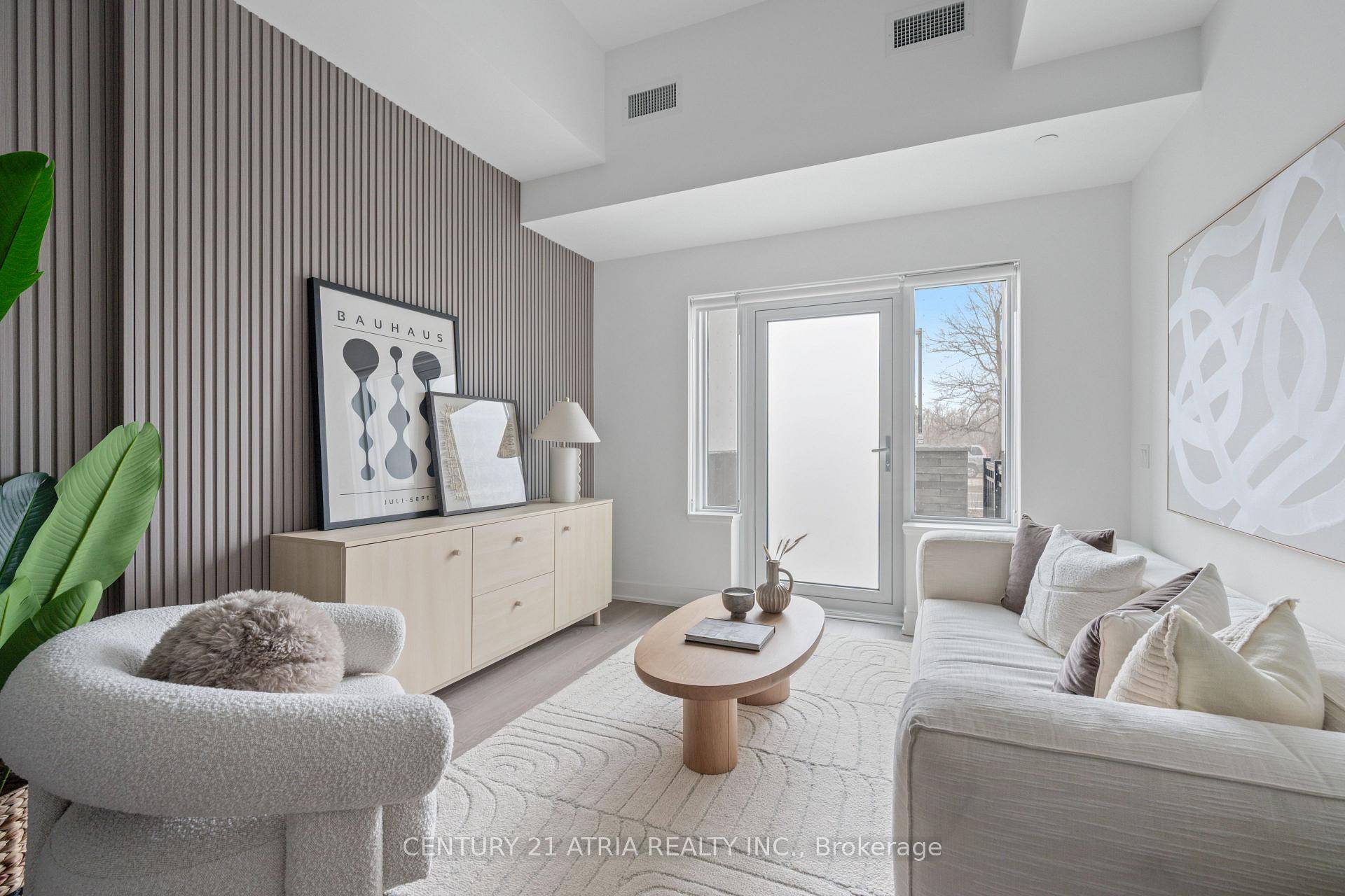 Welcome to Vendome, one of Unionville's most prestigious luxury condominiums !