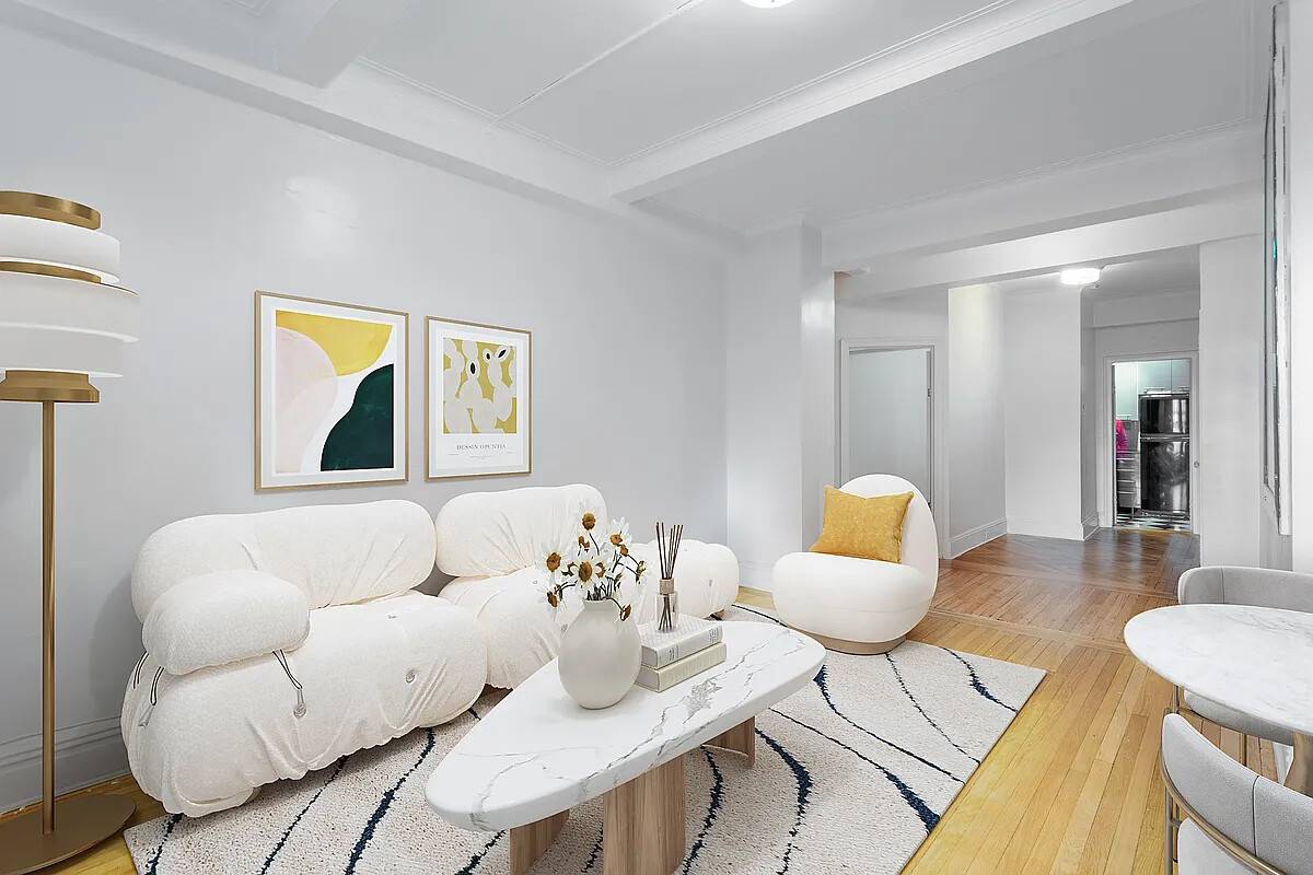 Welcome to your Maisonette a private oasis within a full service building in the elegant Sutton Place neighborhood of Midtown Manhattan.