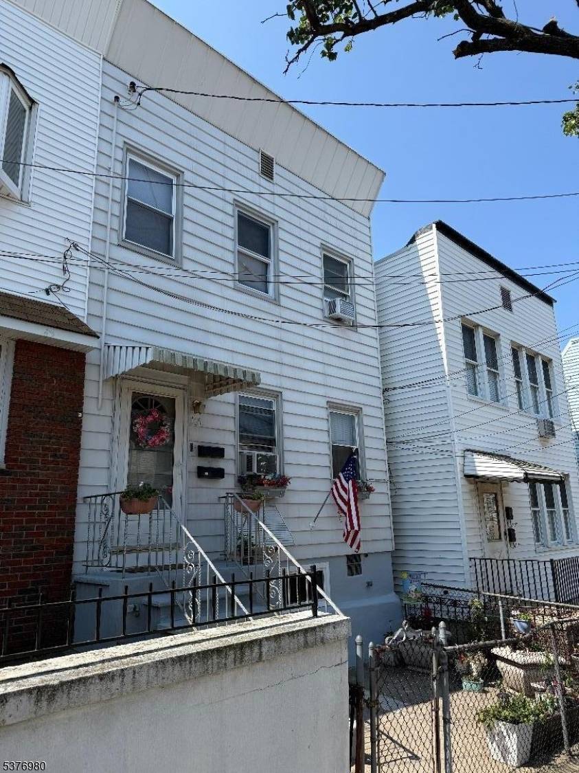 Charming 2 Family Home in the Heart of Jersey City Heights A Commuter's Dream !
