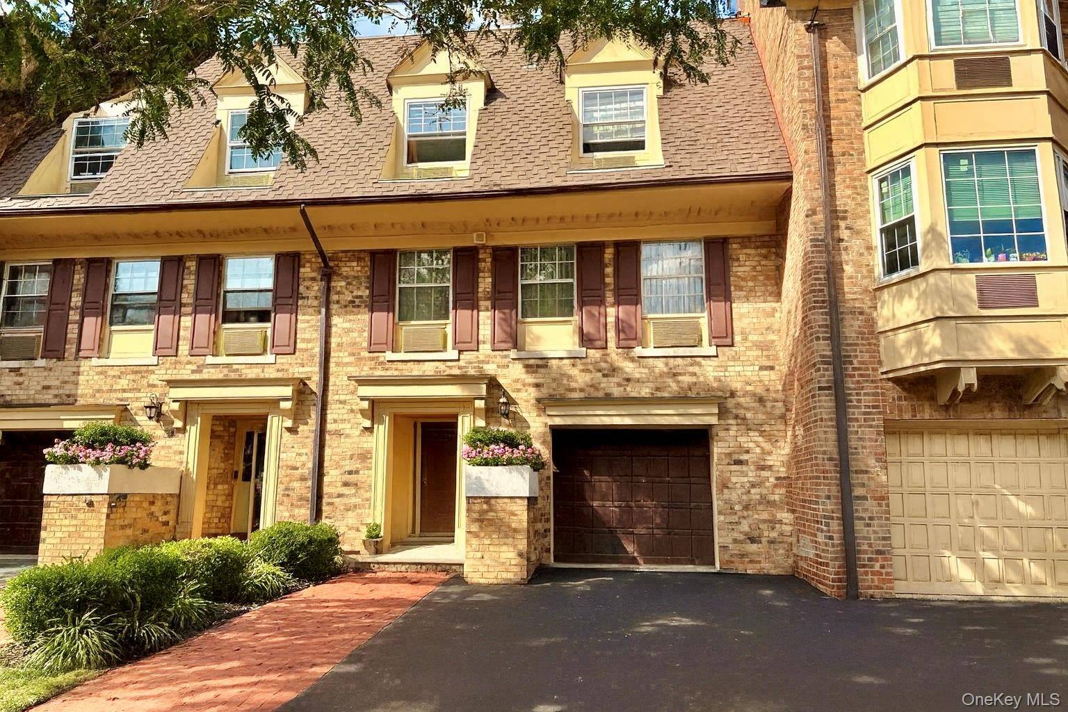 Welcome Home to the Baybridge, a private, gated community !