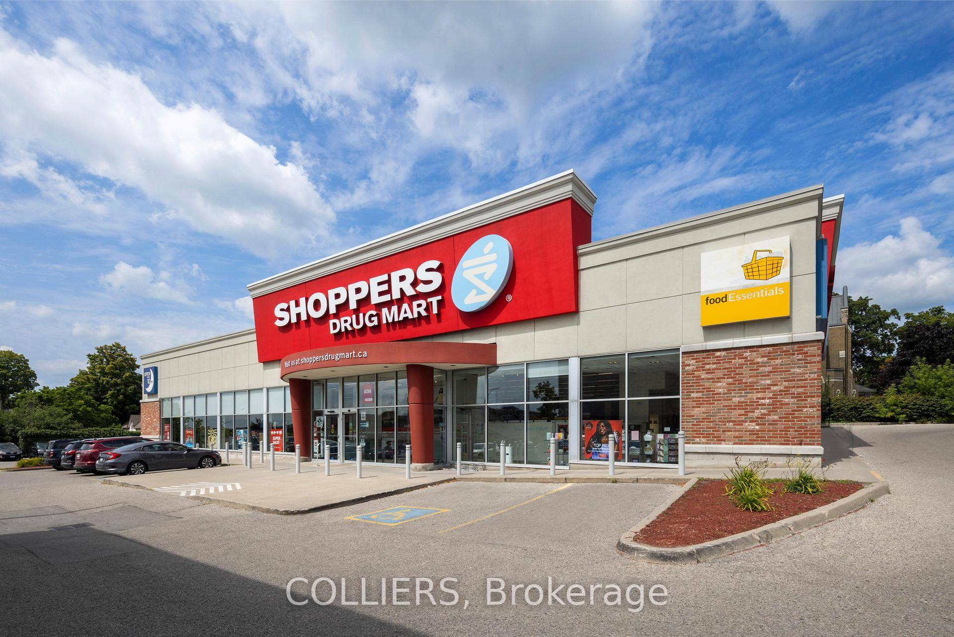 Colliers International is pleased to offer For Sale a freestanding, single Tenant Shoppers Drug Mart totaling 17, 837 SF and well located on a major thoroughfare and transit corridor in ...
