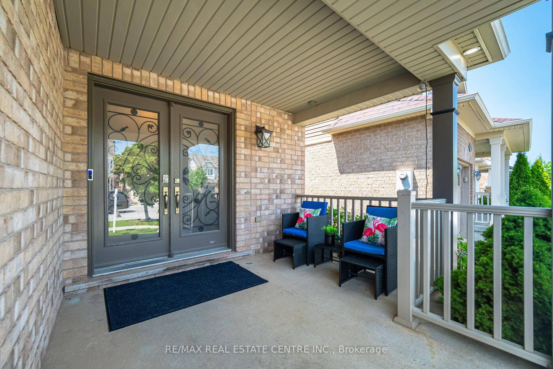 Stunning 4 1 Bedroom, 4 Bathroom Home with Luxury Upgrades amp ; Separate Entrance Basement !