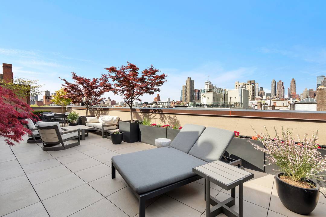 Discover Penthouse Luxury Where the City Becomes Your Backdrop Take your place among the city skyline in this stunning two bedroom, two bathroom penthouse featuring an awe inspiring 800 square ...