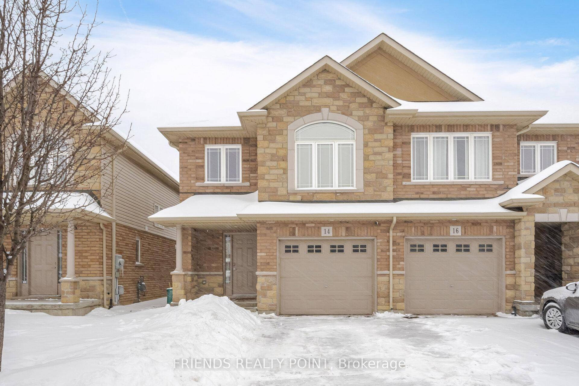 Welcome to this stunning Freehold End unit townhome, perfectly situated in the highly sought after Summit Park neighborhood !