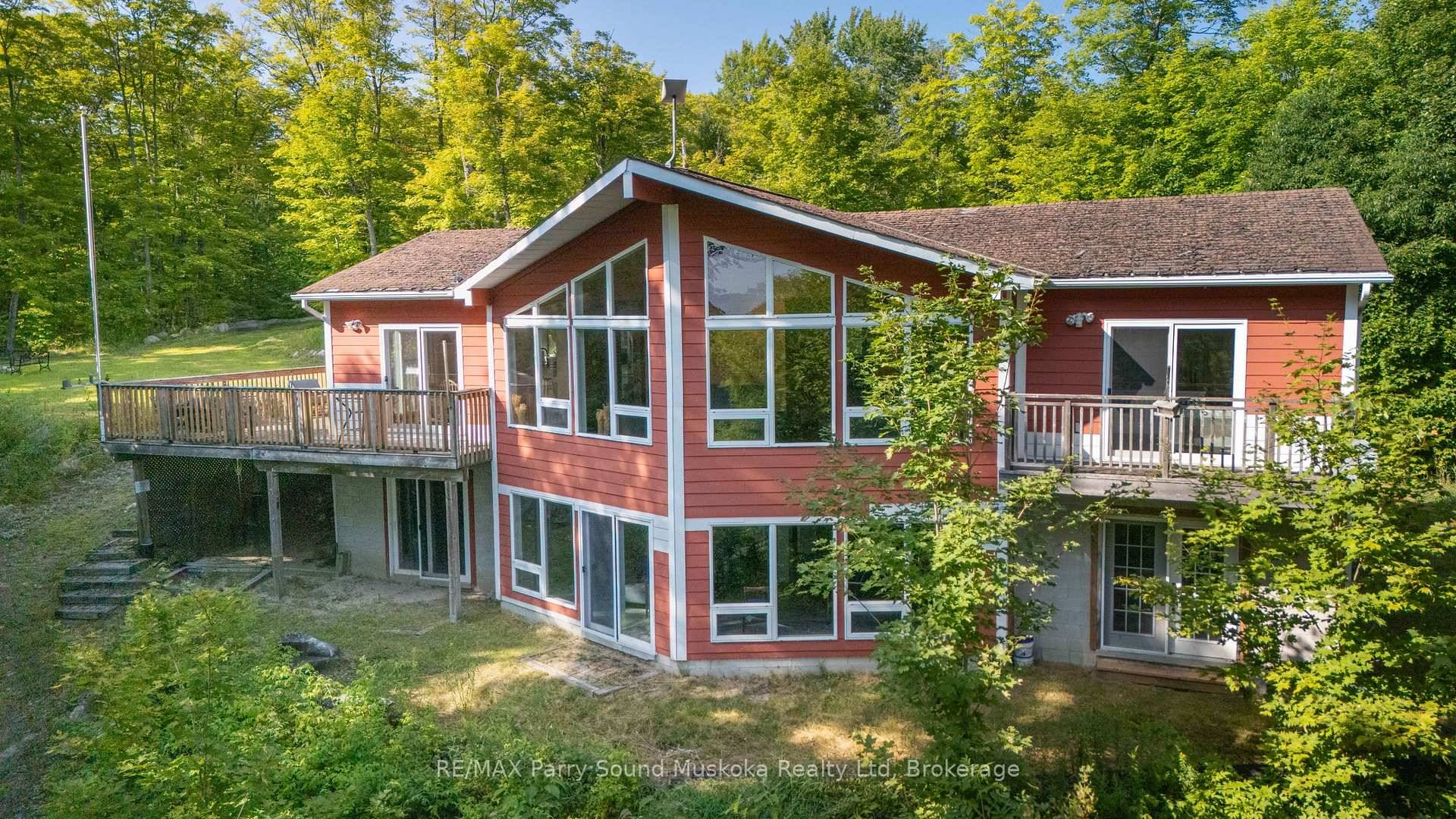 Built 20 years ago, this year round cottage or home sits on a treed 4.