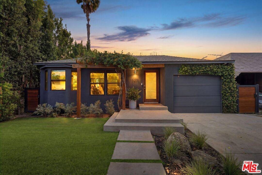 12319   Greene Ave 3BR Marina Del Rey La