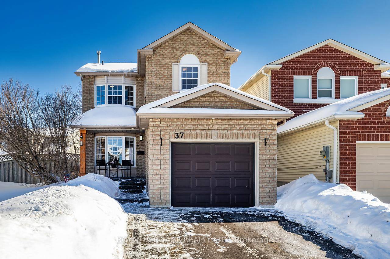 The search is over ! Welcome to 37 Burnham Boulevard, situated in the growing community of Port Hope.