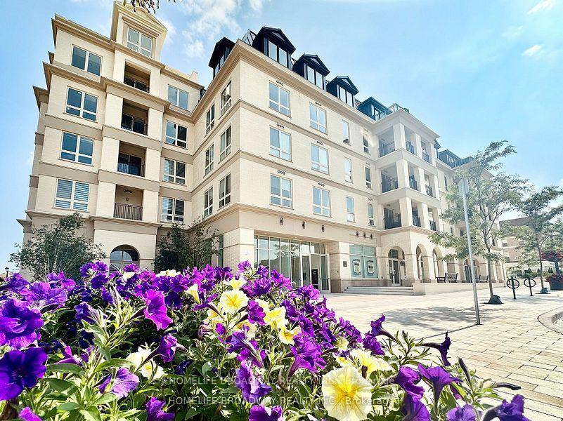 Welcome to The Courtyards at Cathedraltown a charming boutique style building nestled in one of Markham's most architecturally distinctive and peaceful communities.