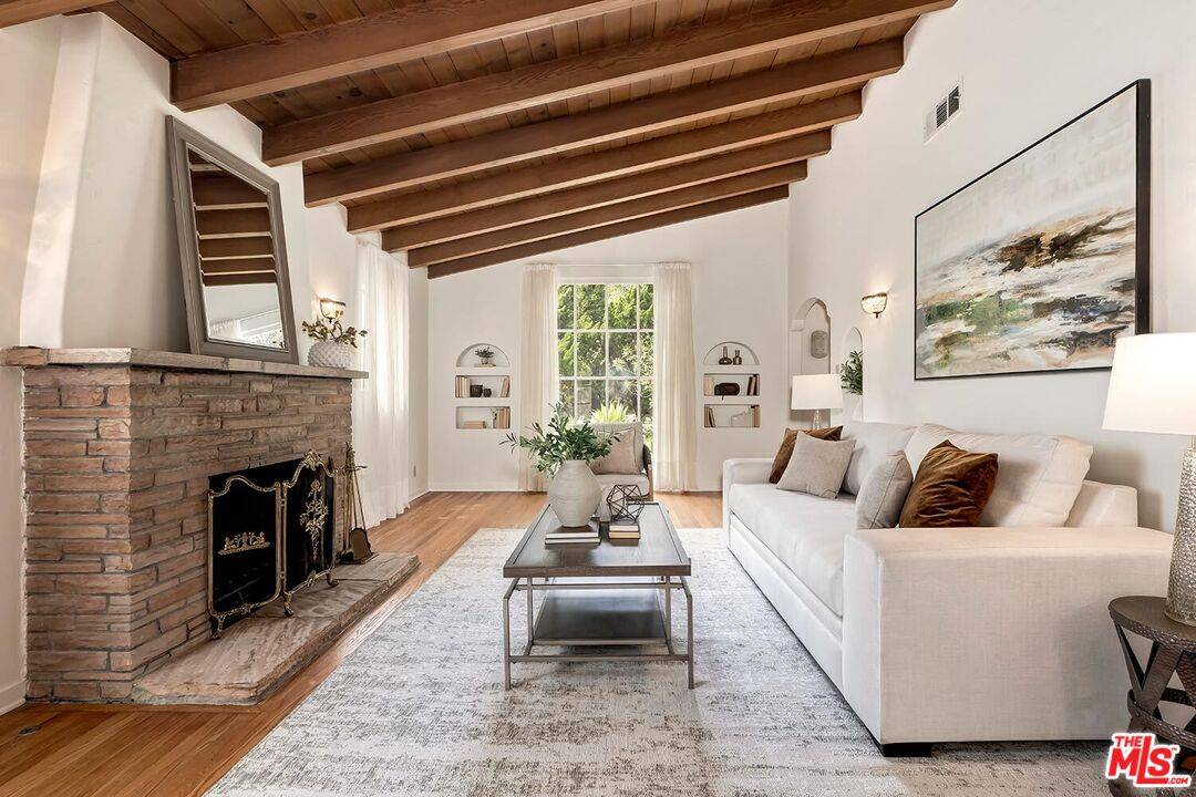 400  E Rustic Rd 3.0 Pacific Palisades LA