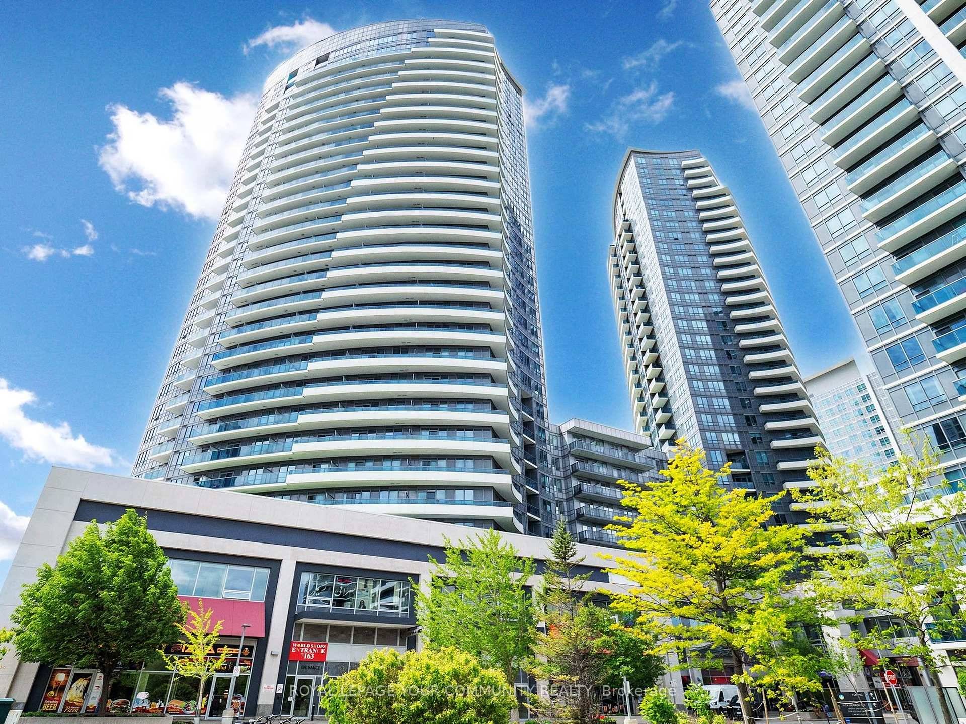 Welcome to World on Yonge where convenience meets lifestyle at the gateway of Toronto and York !