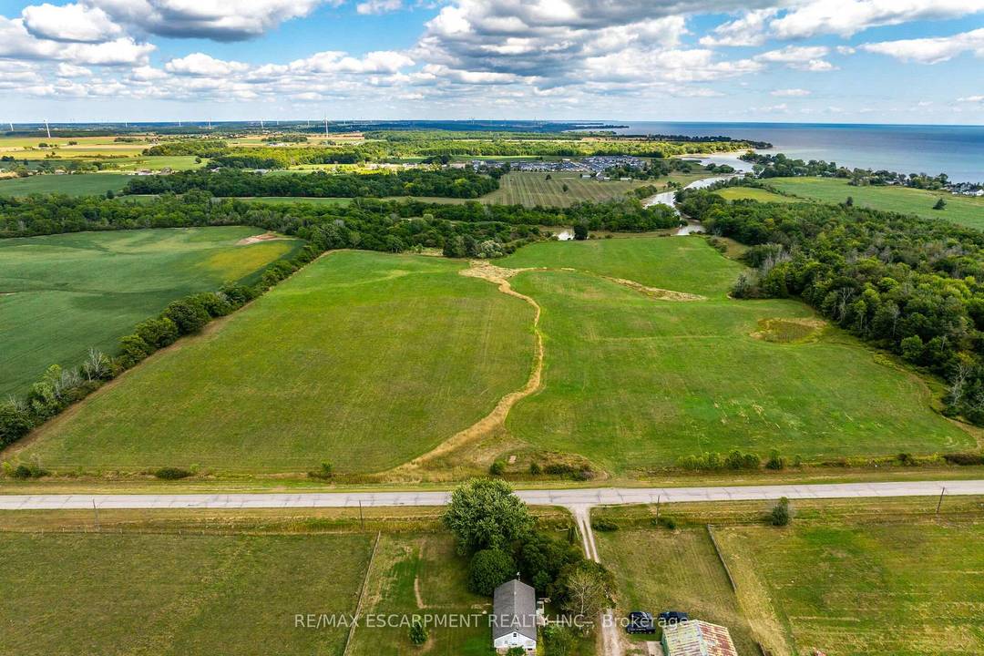 Spectacular 49. 48 acre parcel of magical natural beauty located in southwest Haldimand County relaxing 45 50 minute commute to Hamilton, Ancaster, Brantford amp ; Hwy 403 15 minutes east ...