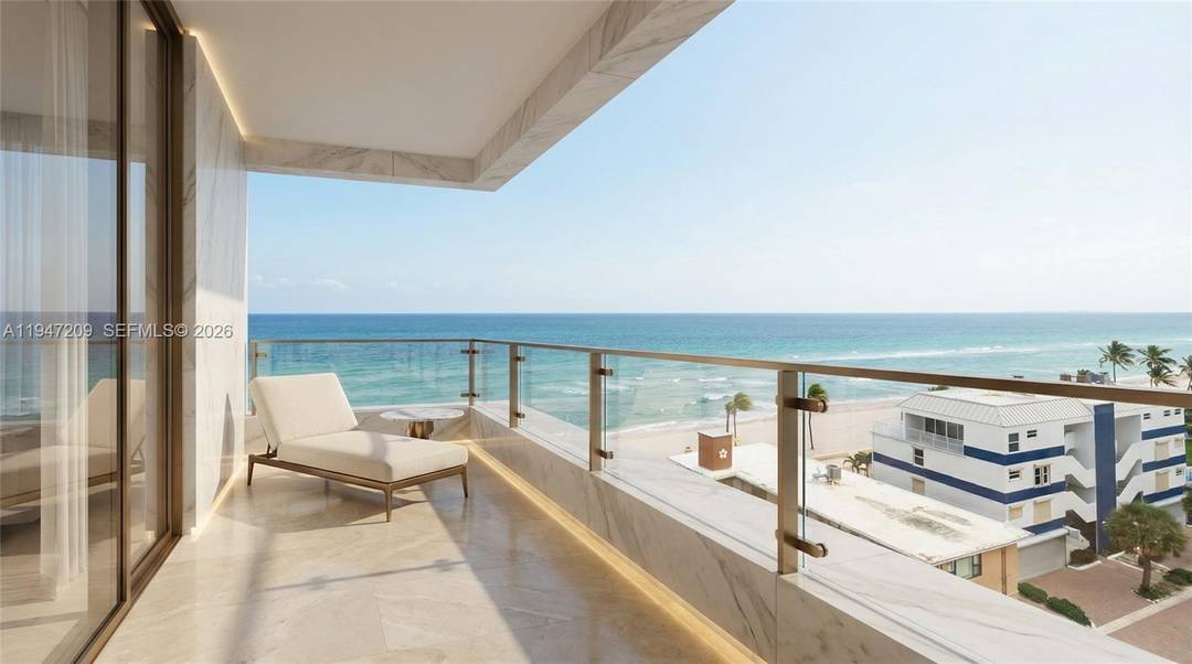 702 PH 2BD 2. 5BA 1, 109 SF South 3 Parking Spots.