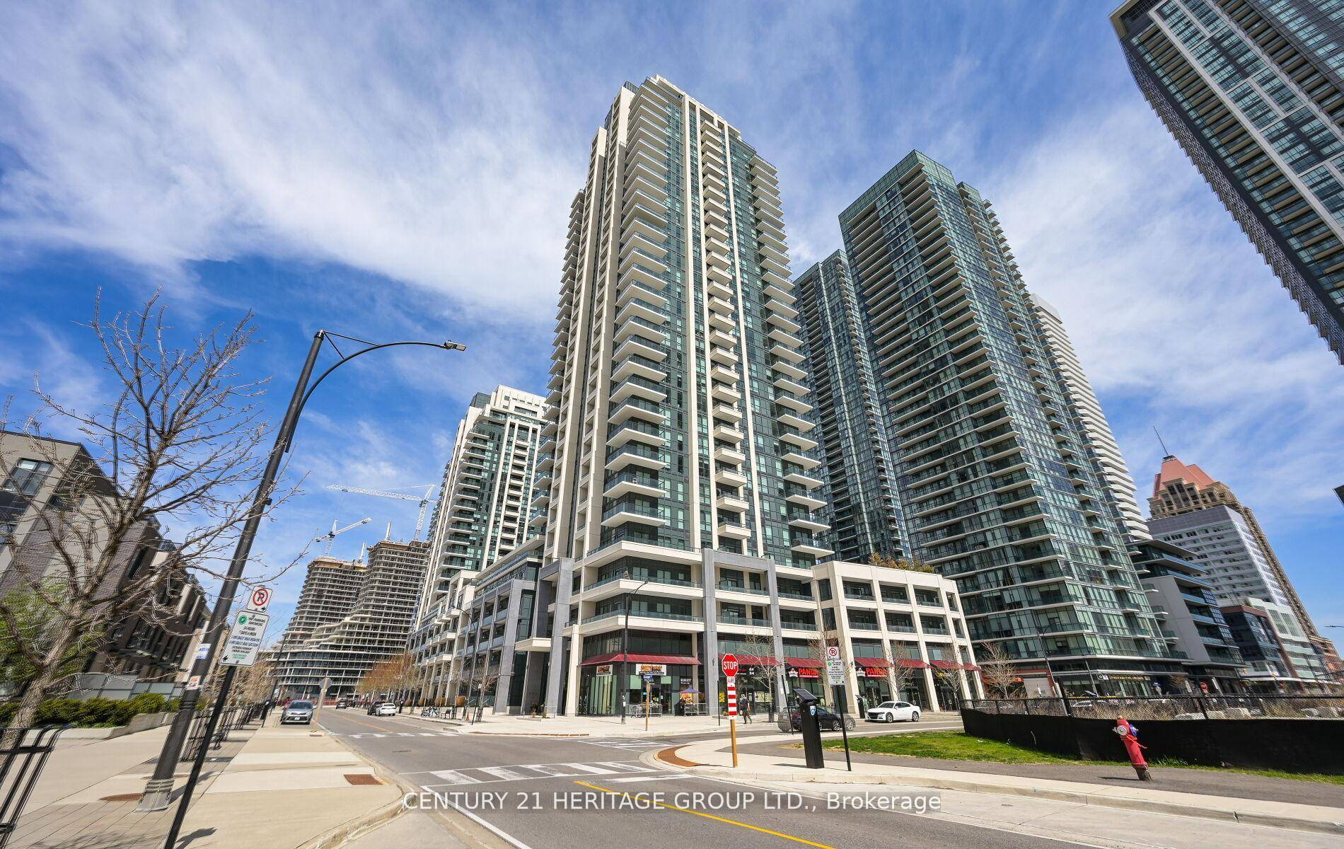 Prime Location ! Experience urban living in the heart of Mississauga !