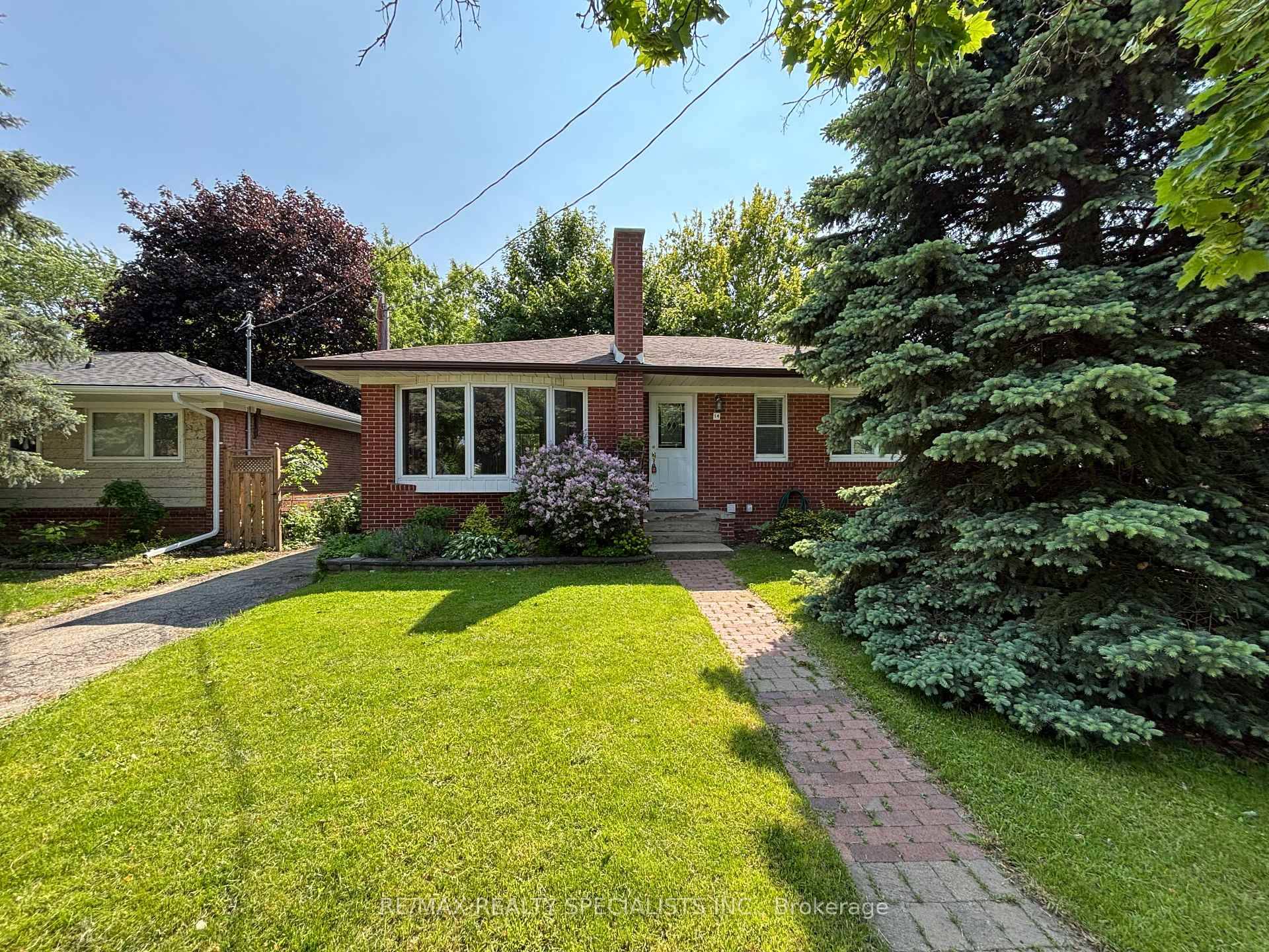 Located in the highly sought after Peel Village neighbourhood, this charming 3 bedroom bungalow offers a perfect mix of comfort, convenience, and incredible outdoor space.
