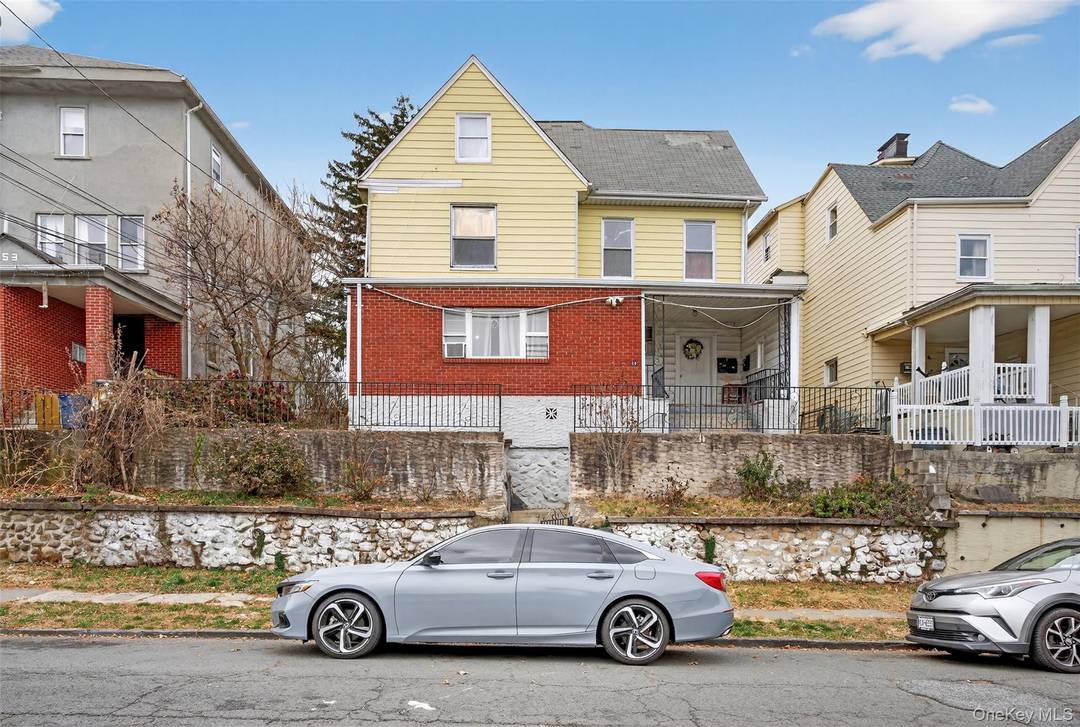 Welcome to 57 59 Waring Place in Yonkers, NY a rare opportunity for savvy investors !