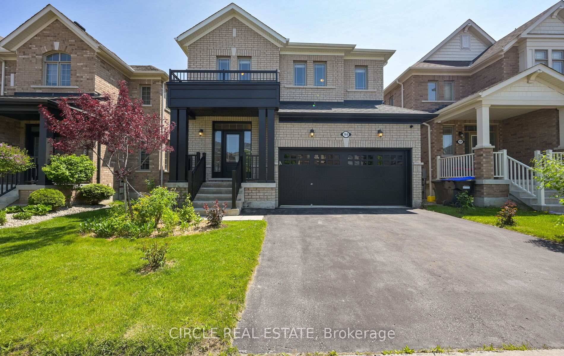 Stunning 3 Bed, 3 Bath Detached Home in Tottenham !