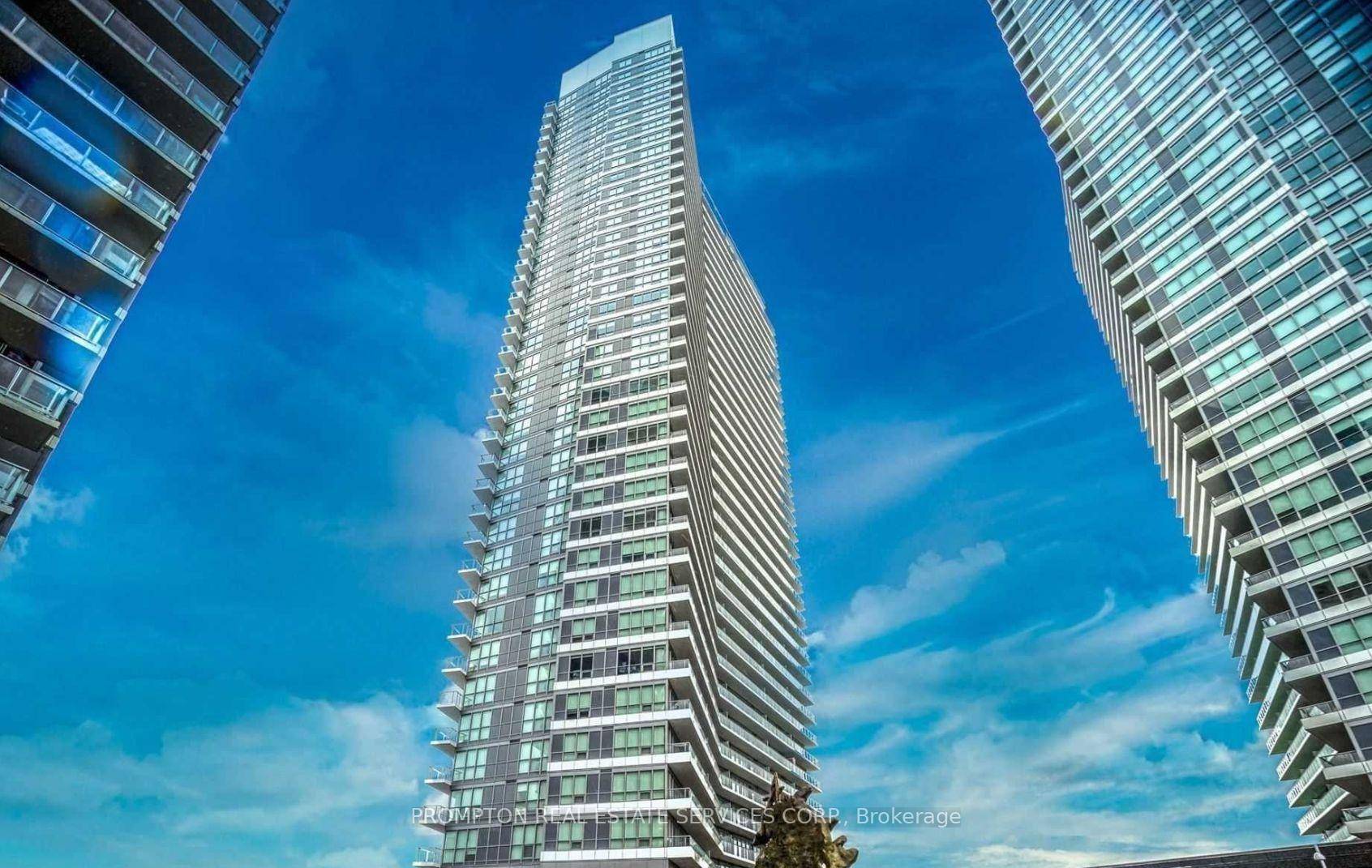 Students Welcome ! Beautiful Brand New Condo, With Open Cencept Layout, 9ft Ceiling.