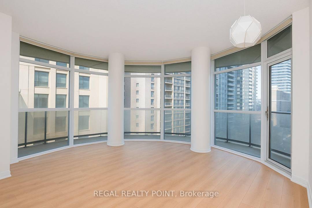 Prime Downtown Living ! Stylish and sun filled 2 bedroom, 2 bath condo available for lease in the vibrant core of the city.