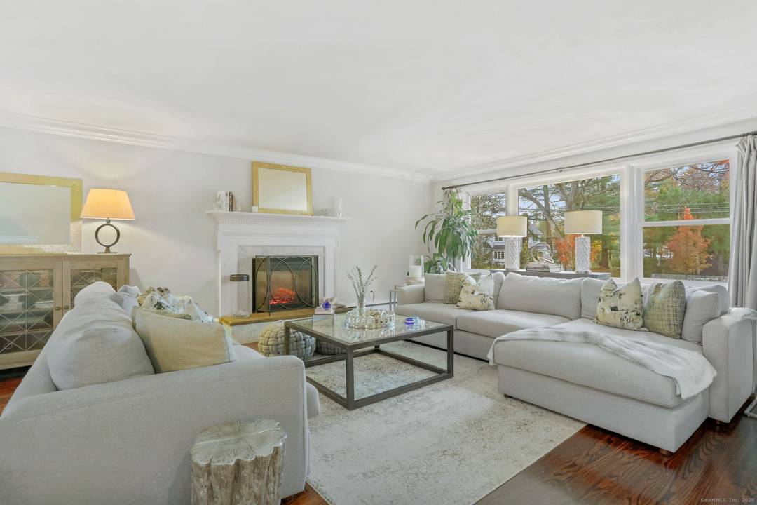 HOME FOR ALL SEASONS... Located in one of Westport's most desirable Coleytown neighborhoods surrounded by multi million dollar homes 24 Warnock a perfect blend of style comfort convenience Turnkey 2851sf ...