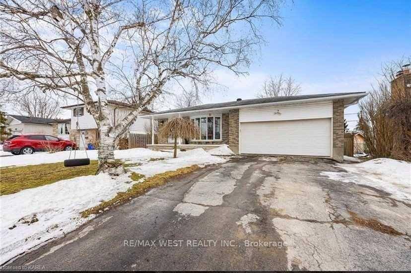 Welcome to this bright and spacious home in a quiet family friendly neighborhood, just steps from schools, parks, and all amenities.