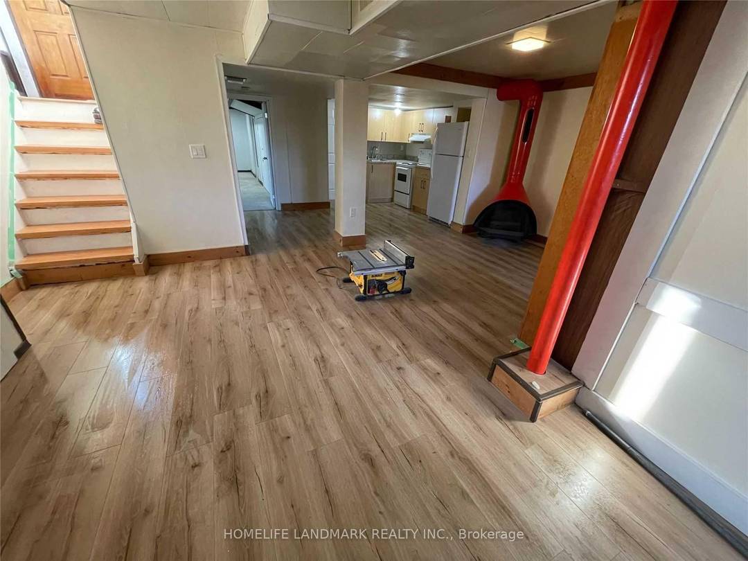 1 Private Bedroom for rent in a Two Basement Apt, Separate Entrance, In A Great And Quiet Location.