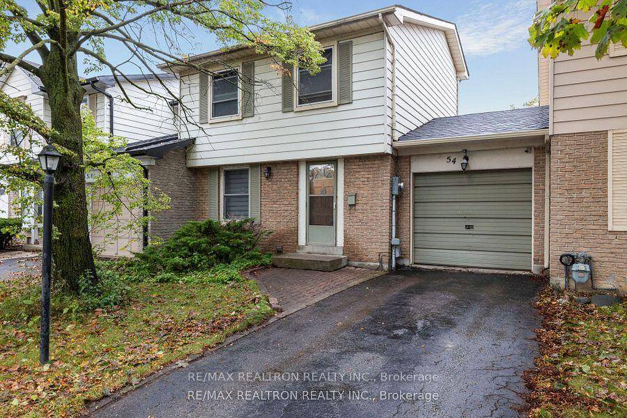 Welcome to 54 Rands Rd in South Ajax.