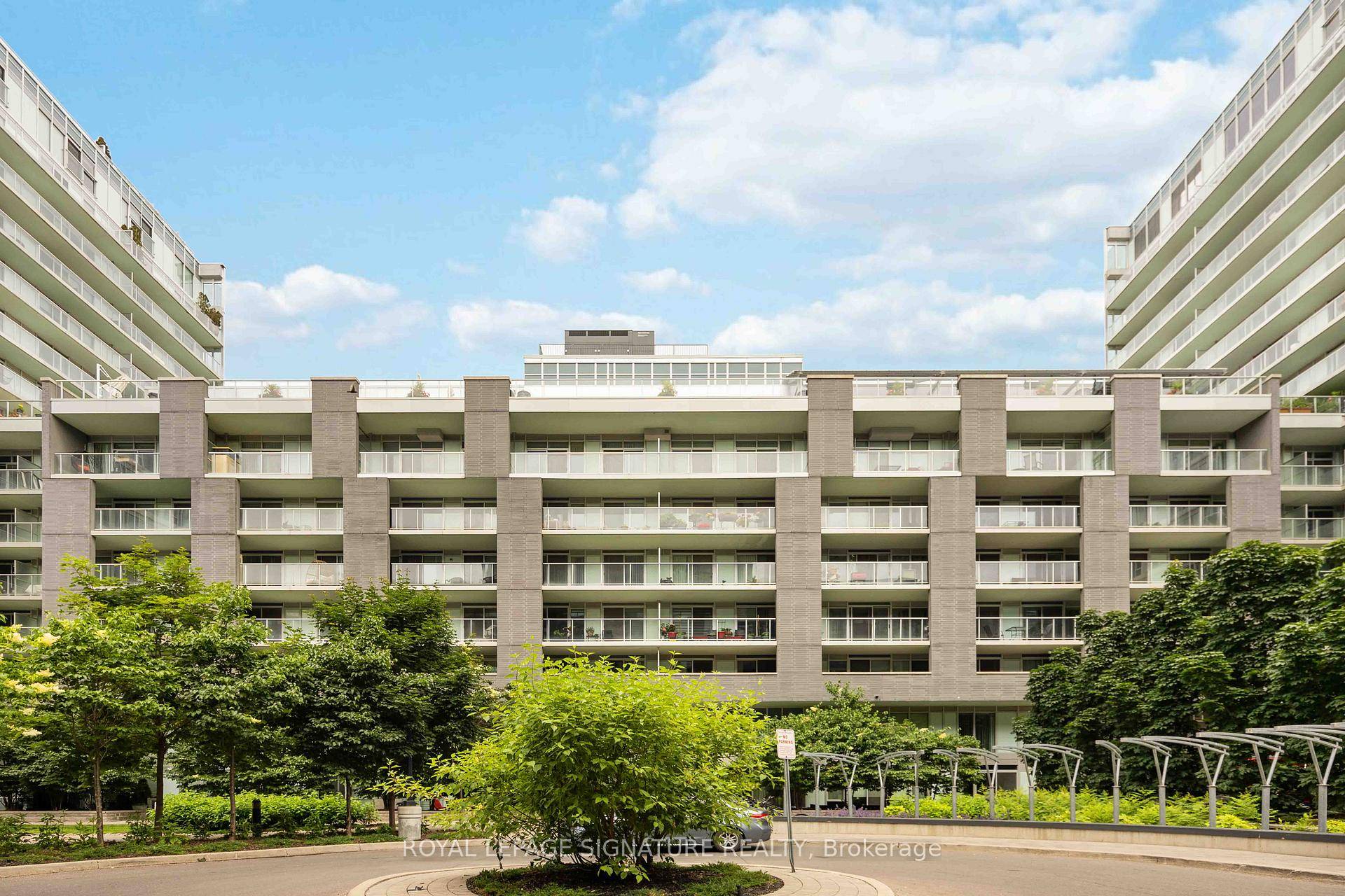 Welcome to The Station condos !