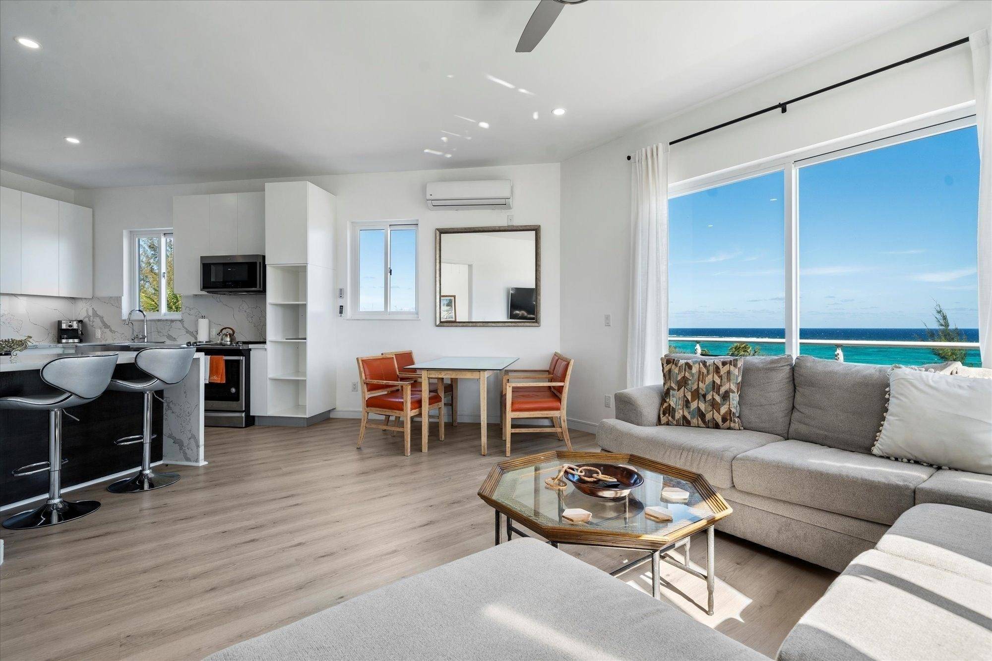 MIRAMAR WEST Condo New-Providence