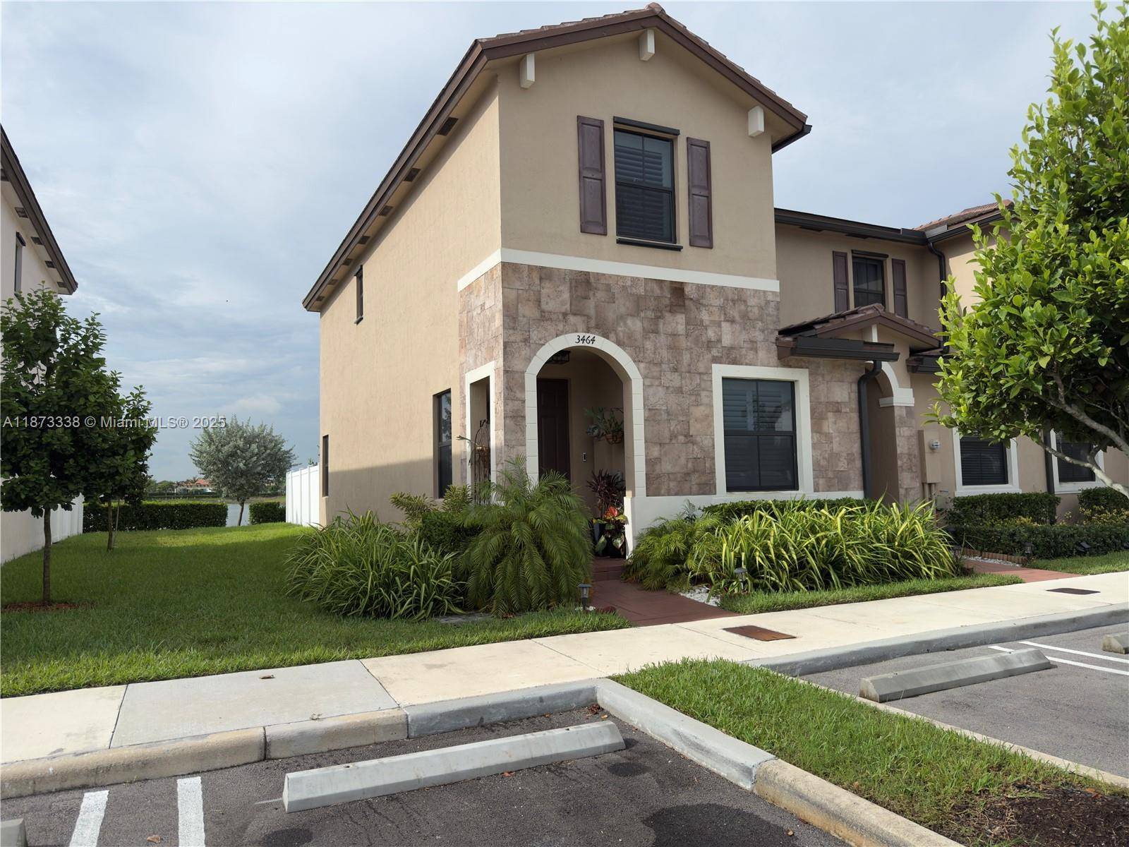 Welcome to your dream home at Aquabella !