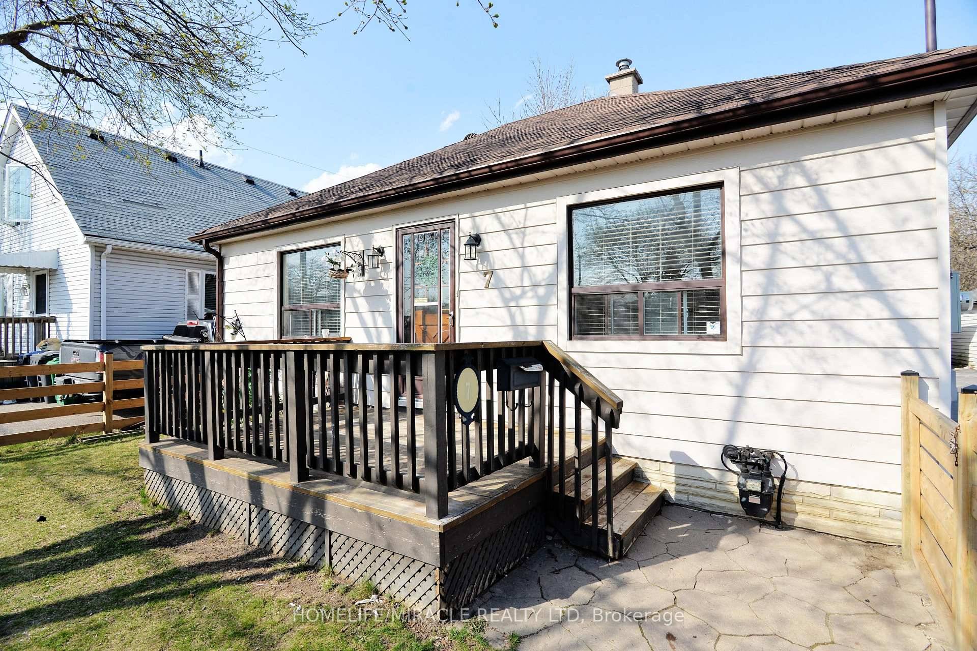 Fully Detached Freehold Home With Finished, plenty Of Parking, Detached Garage And A Fully Fenced Private Backyard, this Bungalow, Is Located On A Quiet Street Near Parks, Schools, Transit, Shopping ...