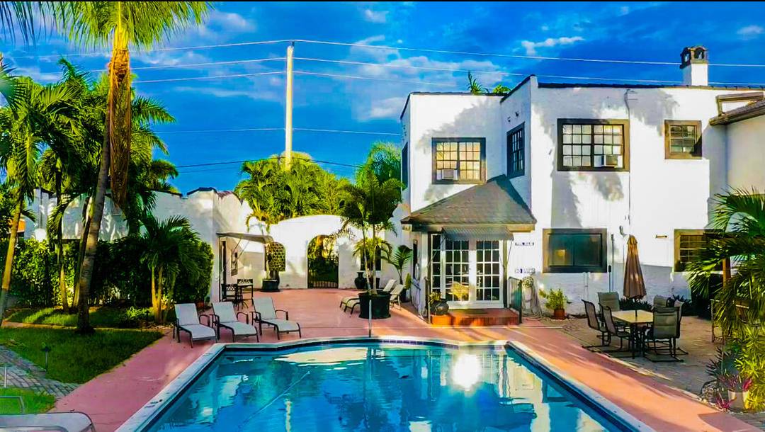 Built in 1925, this fabulous Mediterranean estate home still carries itself like it did in the bygone era of the roaring 20's !