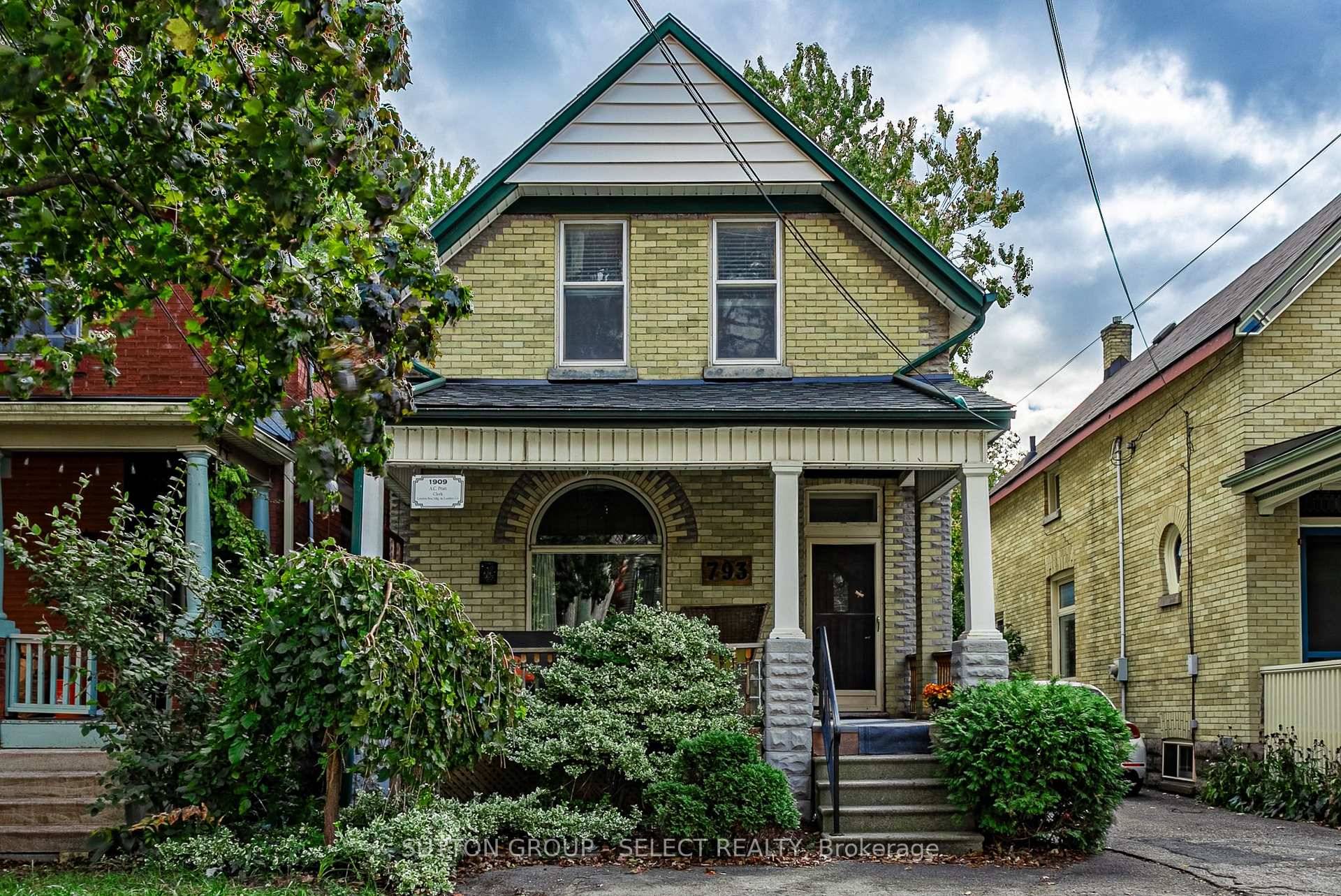 Old East Village charmer with 4 bedrooms and newly updated electrical !